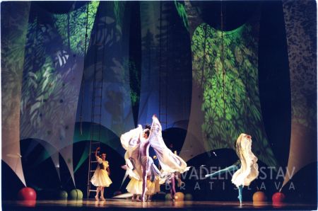 Narodil sa chrobáčik